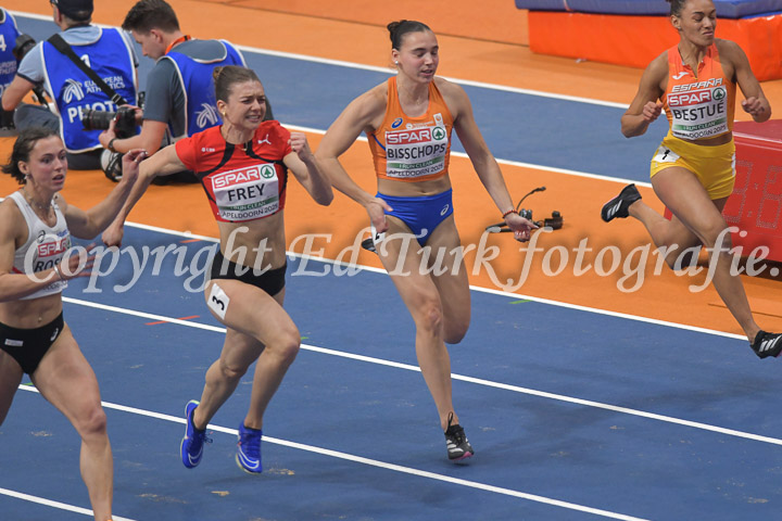 Credit: ETF / Ed Turk, Fotonr 25M_9550